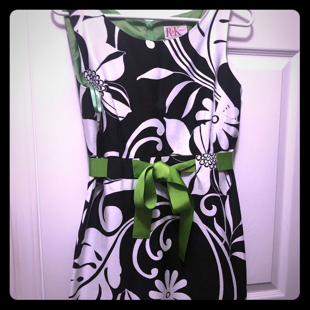 Women’s dress